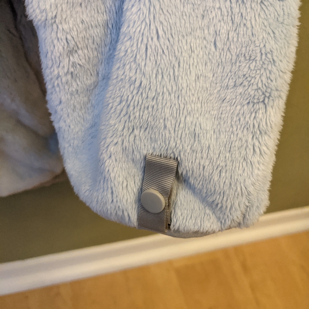 COPY - North Face Winter Fleece Jacket - Picture 5 of 7